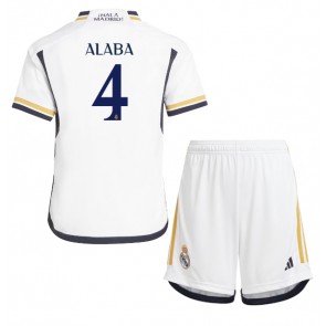 Real Madrid David Alaba #4 Hemmaställ Barn 2023-24 Kortärmad (+ Korta byxor)